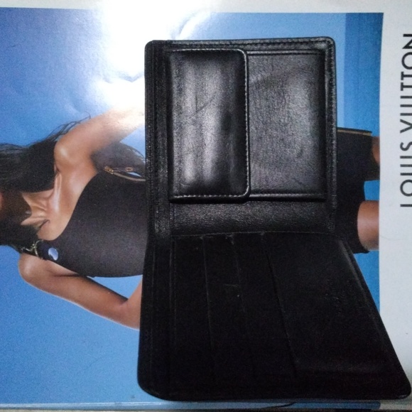 LOUIS VUITTON: "2005"; PORTEFEUILLE MARCO BIFOLD NOMADE LEATHER WALLET, #AR0065. - Picture 9 of 12